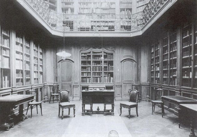 Salle de lecture principale de la Bibliothèque Smith-Champions vers 1919