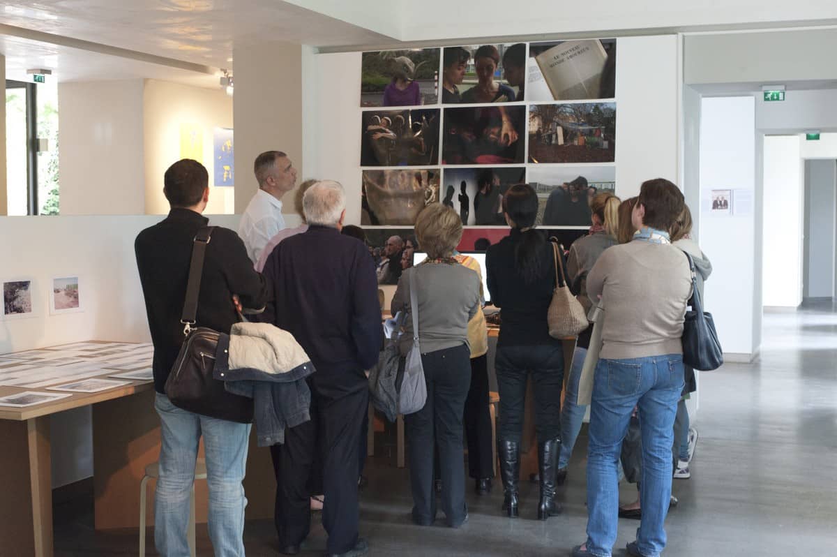 Visite de l'exposition La Fabrique des films en compagnie d'Arnold Pasquier, crédit photo Arnaud Rodriguez