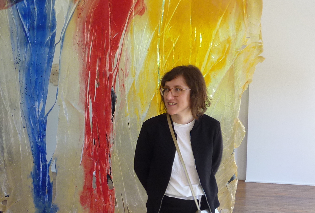 Emilie Bouvard, commissaire de l'exposition Une journée avec Marie Vassilieff