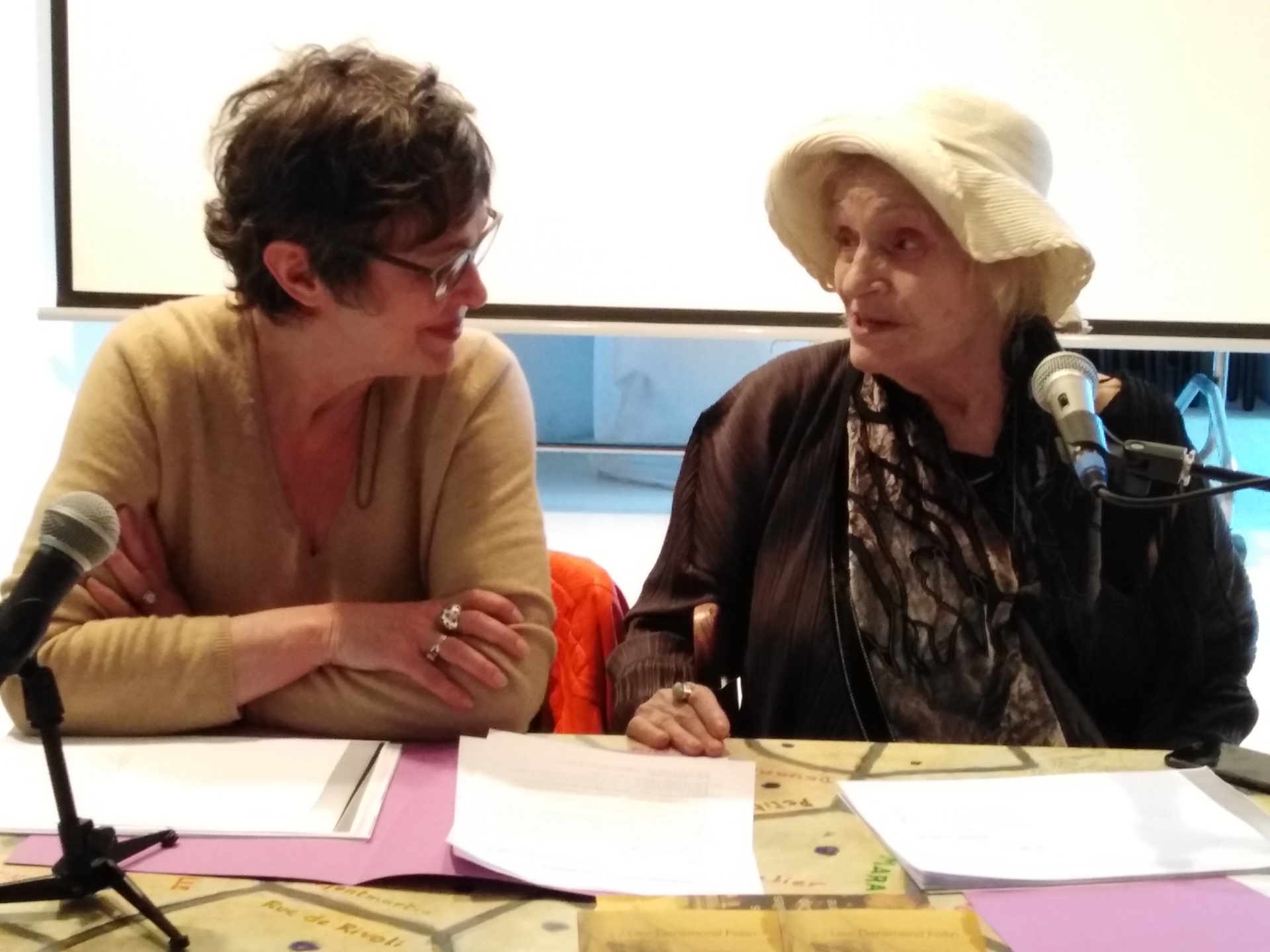 Présentation du livre "Les Jonquilles du Cap Misène" de Lise Deramond Follin avec Chantal Peroche